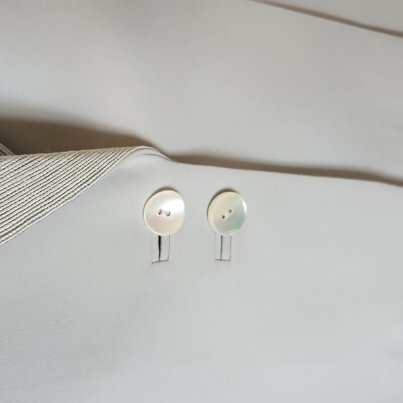 Albert Nipon Vintage 2 Piece Skirt Suit - Picture 10 of 17